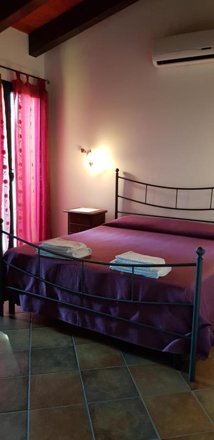 Bed and Breakfast Bed & Breakfast S' Accorru SantʼAntìoco Zewnętrze zdjęcie